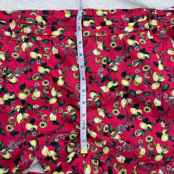 Tinsel Botanical Lemon Fruit Floral Print Shorts Womens 1X Red Pockets High Rise - Picture 7 of 12